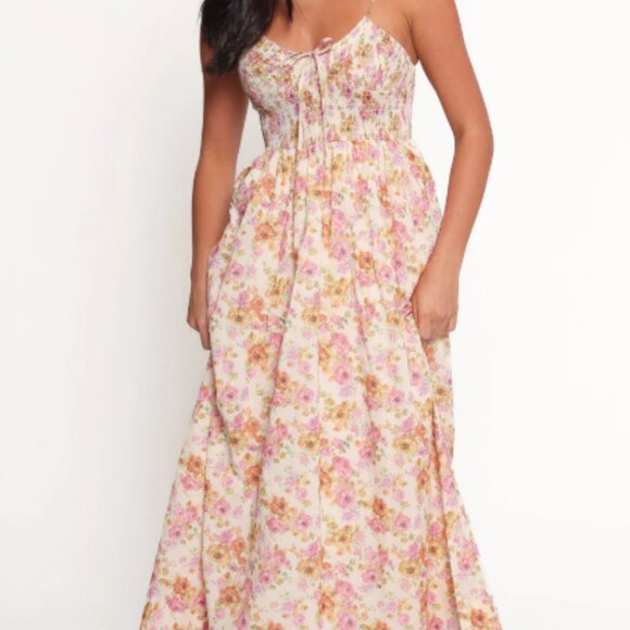 Petal & Pup Salaca Dress - Picture 1 of 4